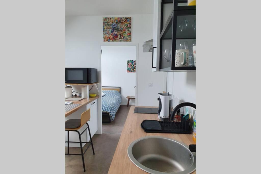 Ferienwohnung Vol De Nuit - Balade Urbaine Au Centre D'Épernay Exterior foto