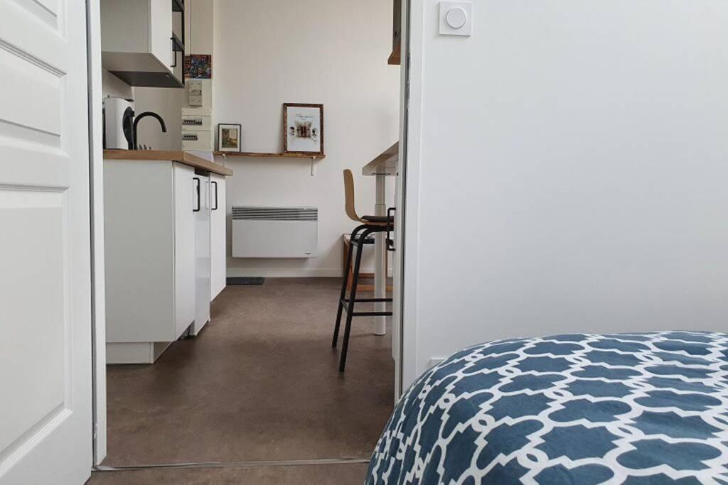 Ferienwohnung Vol De Nuit - Balade Urbaine Au Centre D'Épernay Exterior foto